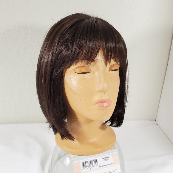 SOLD - The Wig Company Classic Chin-Length Flapper Bob with Bangs Dark Brown - Picture 1 of 16
